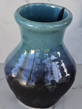 Load image into Gallery viewer, DeafBlind Potter 46oz Wide Mouth Vase