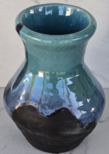Load image into Gallery viewer, DeafBlind Potter 46oz Wide Mouth Vase
